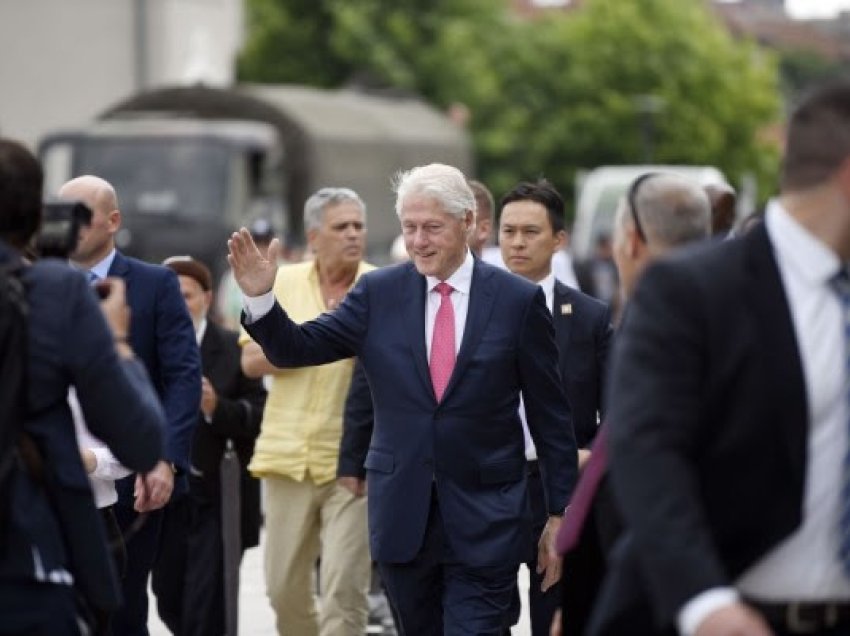 ​Paralajmërohet vizita e Bill Clinton në Tiranë
