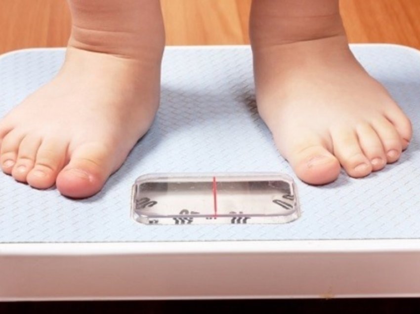 Më shumë se gjysma e popullsisë globale, mbi peshë ose obeze deri në vitin 2035 