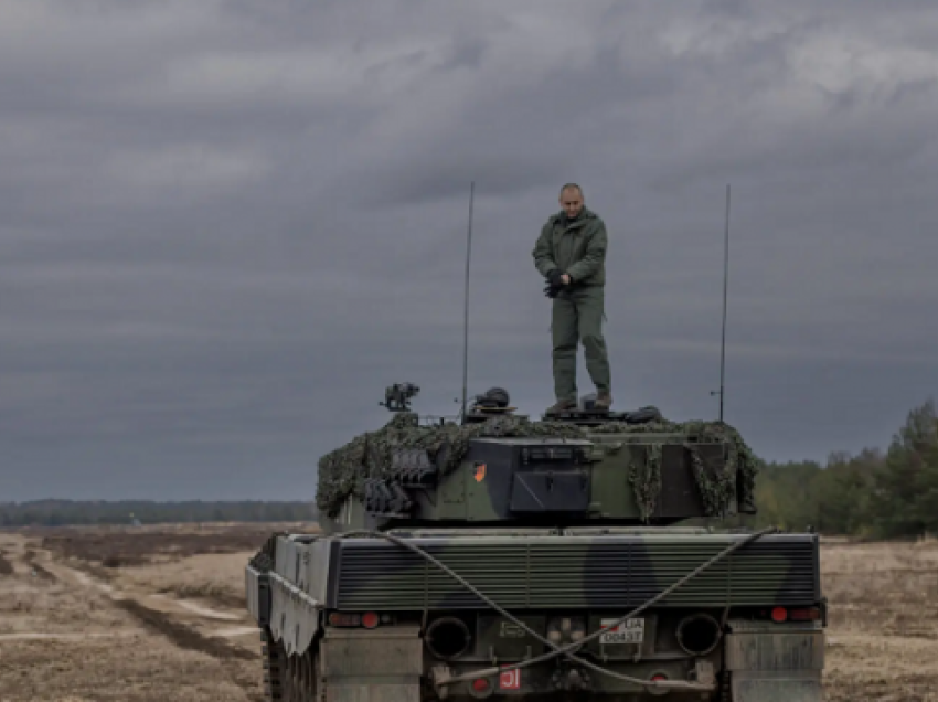 Gjermania i kërkon tanke Zvicrës pasi ia çoi Ukrainës Leopard 2