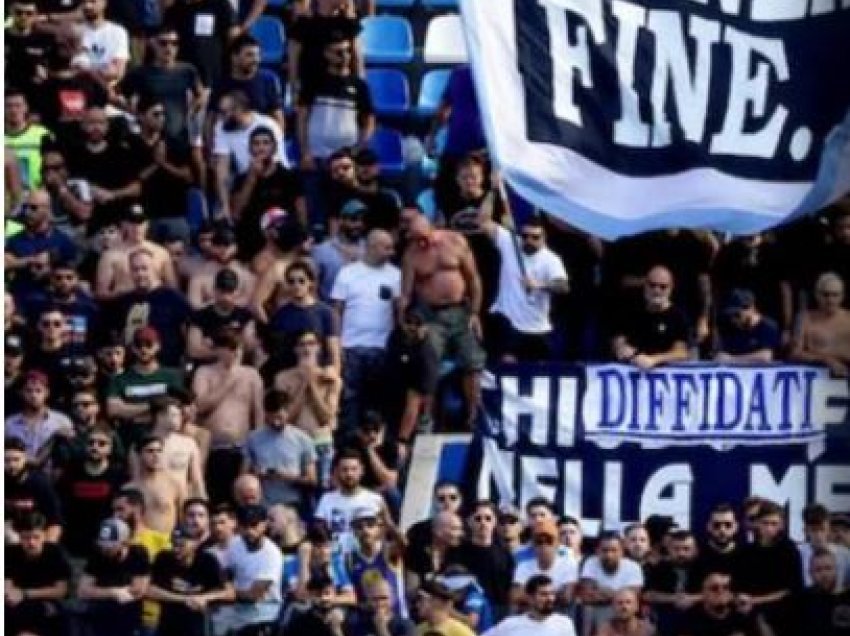Ndeshja Napoli - Lazio përfundoi me disa të arrestuar