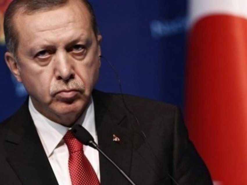 Erdogani përballet me zemërim mbarëkombëtar për përpjekje të pamjaftueshme të ndihmës pas tërmetit 
