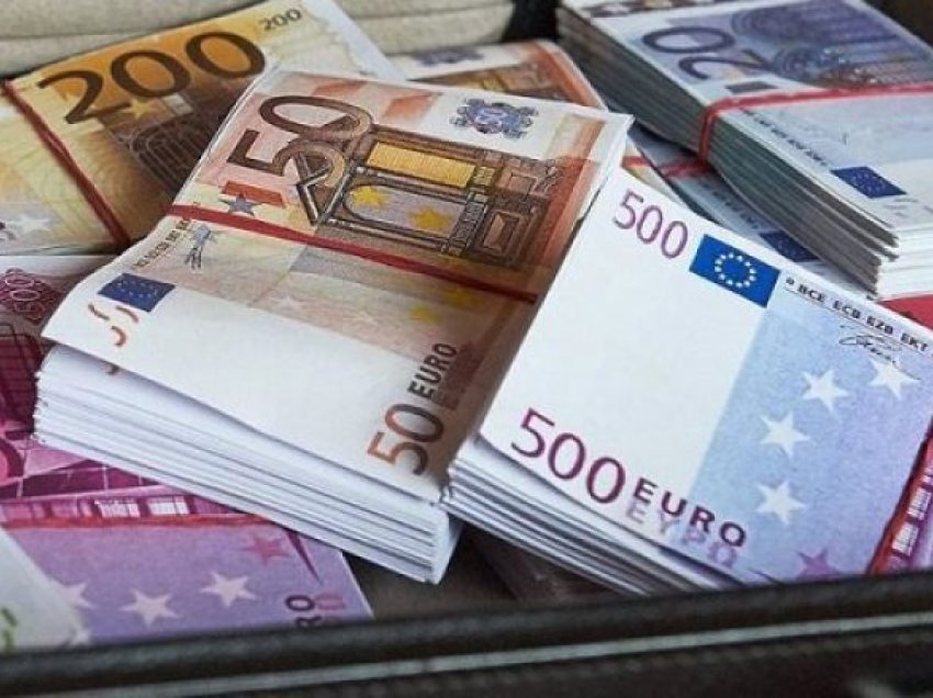 Maqedonia e Veriut sot mori 500 milionë euro hua