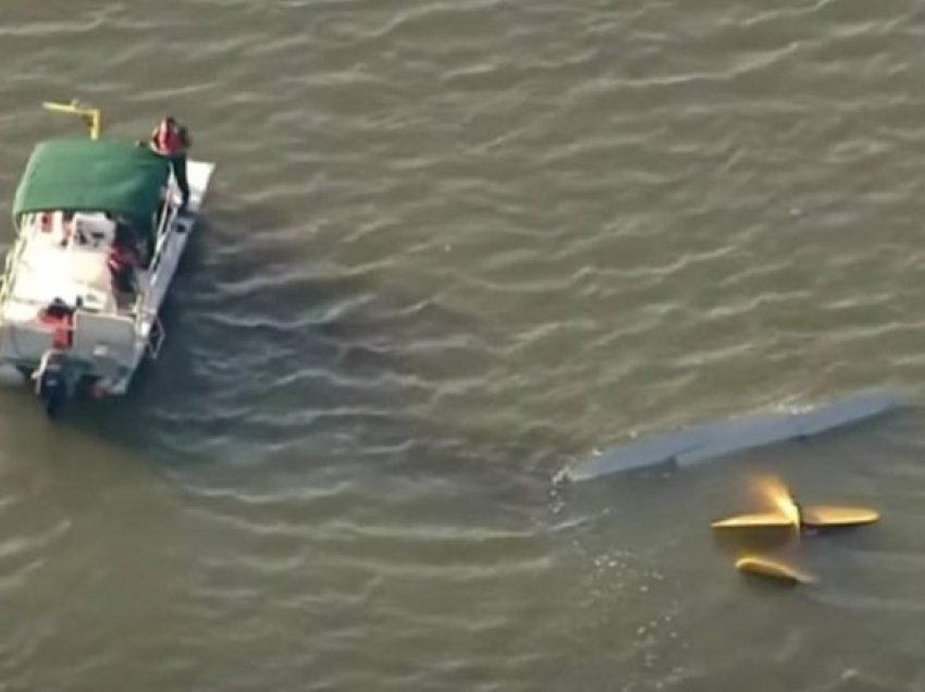 Përplasen dy aeroplanë të vegjël në Florida, bien në liqen – humbin jetën katër persona