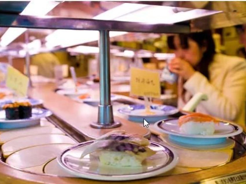 “Sushi terrorism”, trendi që po ‘çmend’ restorantet në Japoni. Fillojnë arrestimet