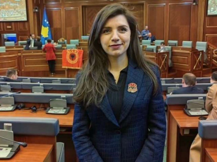 Deputetja e VV-së: Në këtë legjislaturë më pak seksizëm, Konjufca po ua ndal fjalën deputetëve