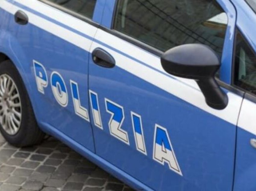 Tentoi t’i vinte flakën selisë së Federatës Italiane të Futbollit, ish-trajneri arrestohet 