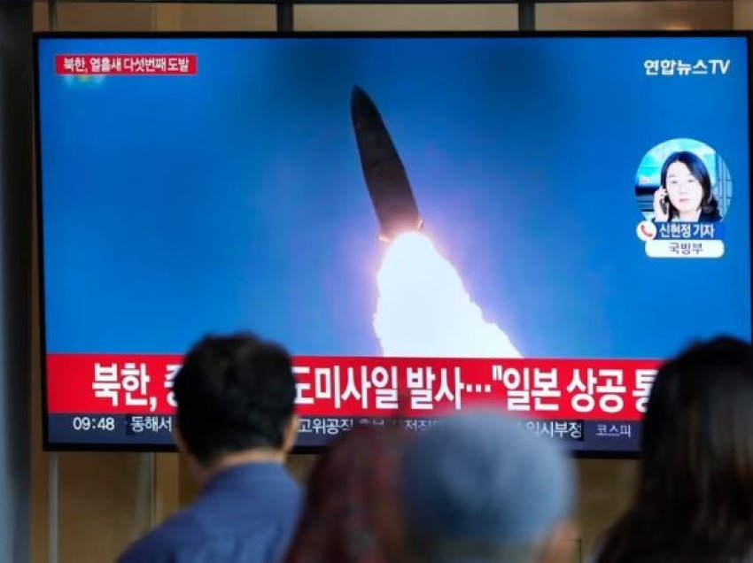 Seuli: Koreja Veriore ka lëshuar dy raketa balistike