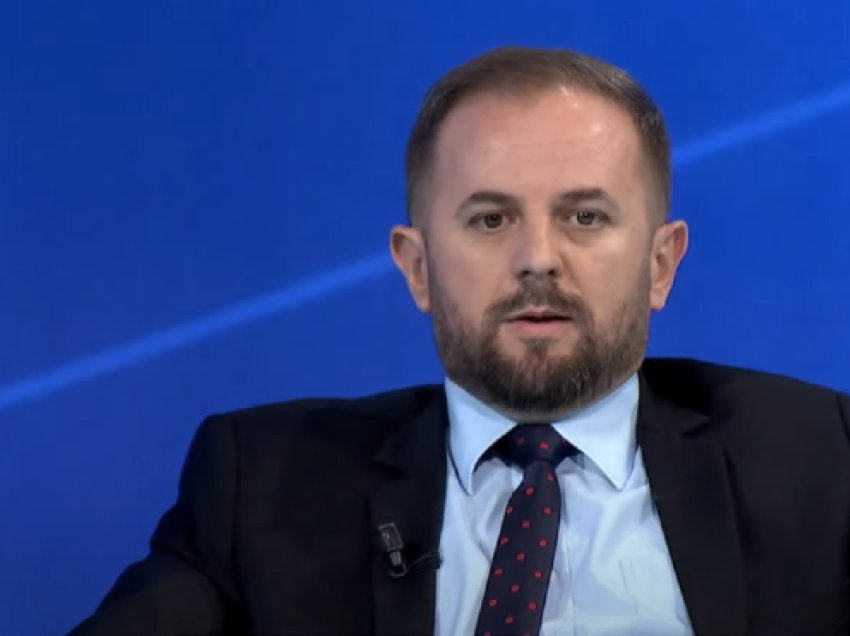 Raci: Nga e hëna nuk ka parti politike në Kosovë që mund ta kthejë situatën si ka qenë 