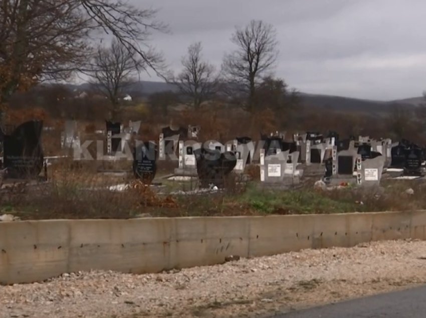 Të mitur me probleme mendore dilnin të veshur me të bardha te “Varret e Shalës” në këtë fshat të Kosovës