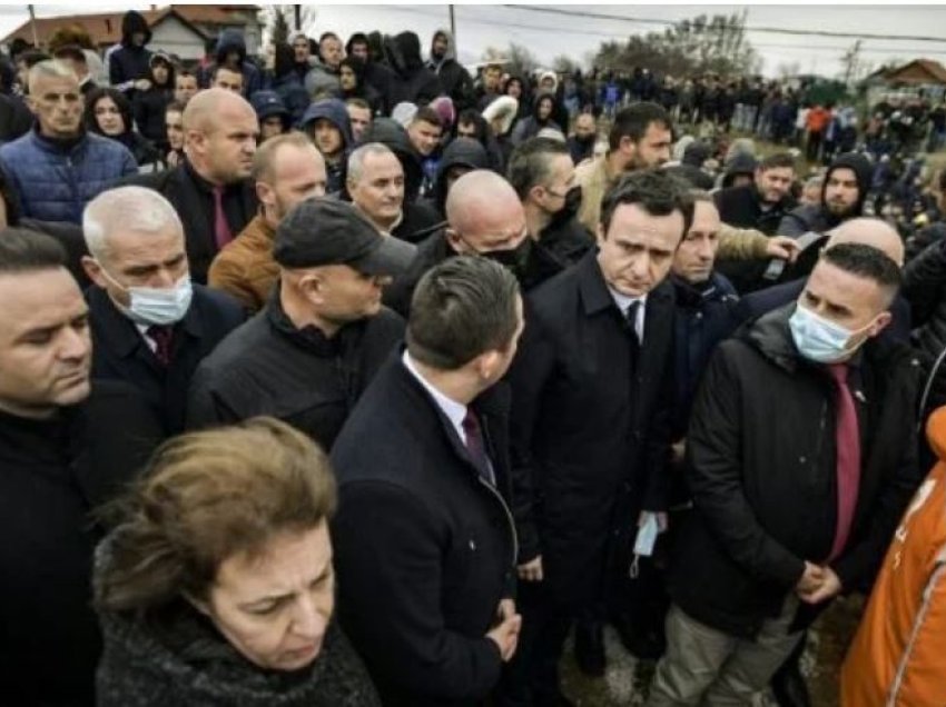 Kurti me ministra sot shkon në Gllogjan për homazhe dhe vizitë te familja Haradinaj