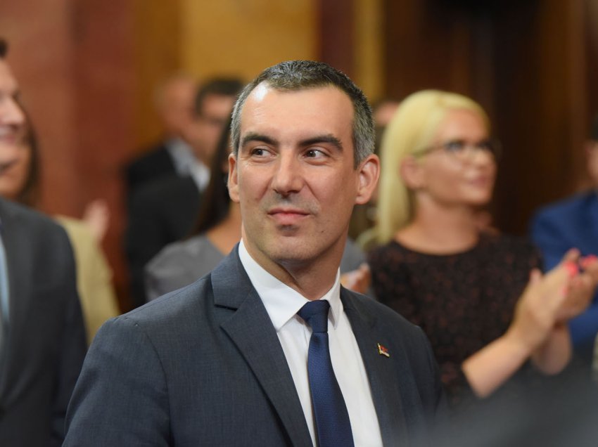 Kryekuvendari i Serbisë flet për protestën e PSD-së: Shkaku i Asociacionit, duan t’i vënë flakën Kurtit