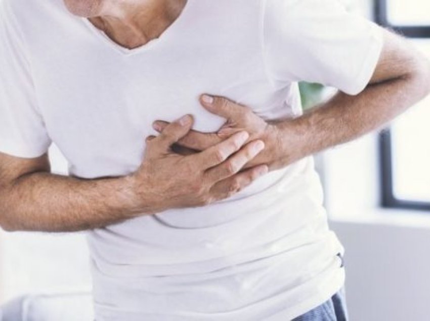 Nuk është dhimbje kraharori: 6 shenjat që jep trupi para goditjes nga ataku kardiak