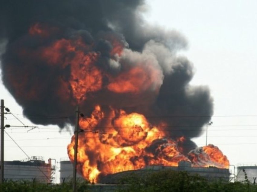 3 persona humbin jetën nga shpërthimi në një fabrikë në veri të Iranit