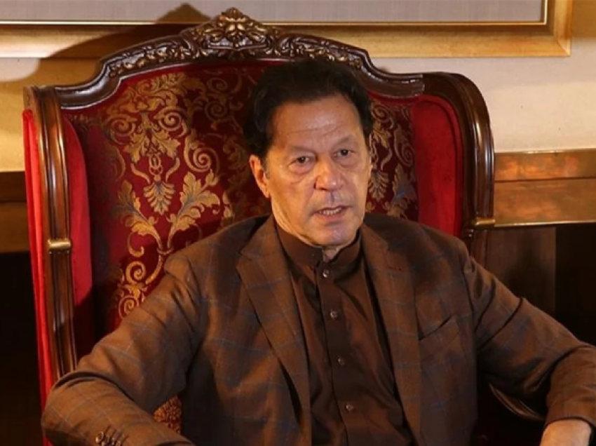 Kërcënoi një gjykatëse, merret vendimi për arrestimin e ish-kryeministrit pakistanez, Imran Khan