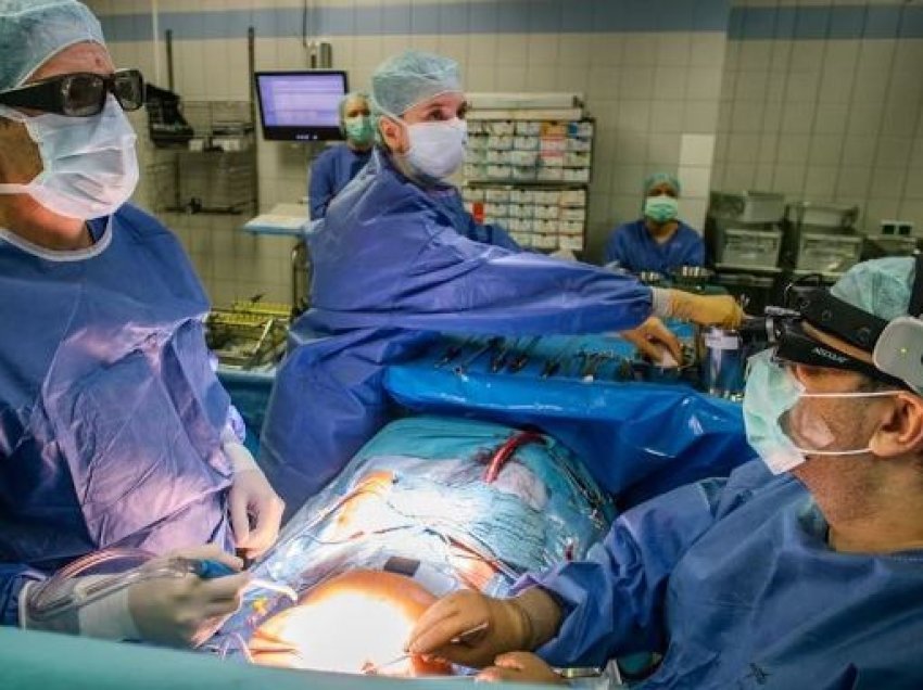 Gjermani: Kryhet një operacion i rrallë në zemër tek një 15-vjeçare nga Kosova