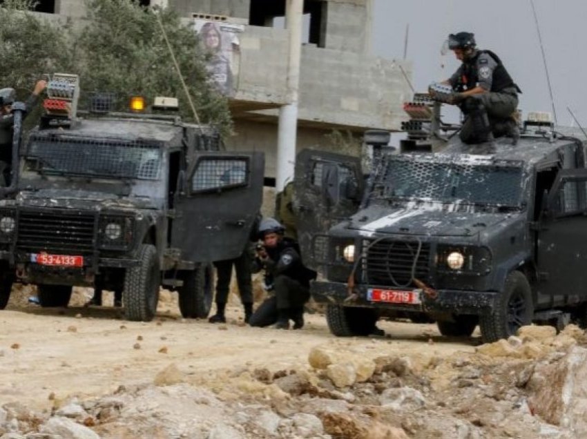 Forcat izraelite vrasin tre palestinezë në Bregun Perëndimor
