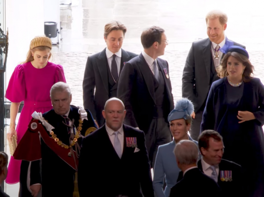 Princat dhe Princeshat arrijnë në Westminster Abbey