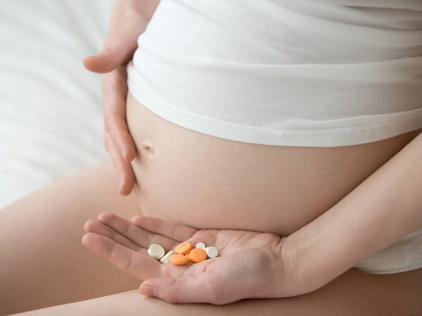 Gratë shtatzëna që marrin paracetamol rrezikojnë të lindin fëmijë me këto probleme
