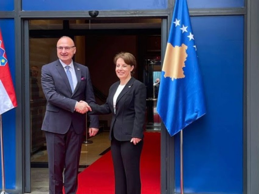 Ministri kroat takohet me Gërvallën, vjen me një deklaratë mbështetëse: Ky do të ishte një hap i madh për Kosovën!