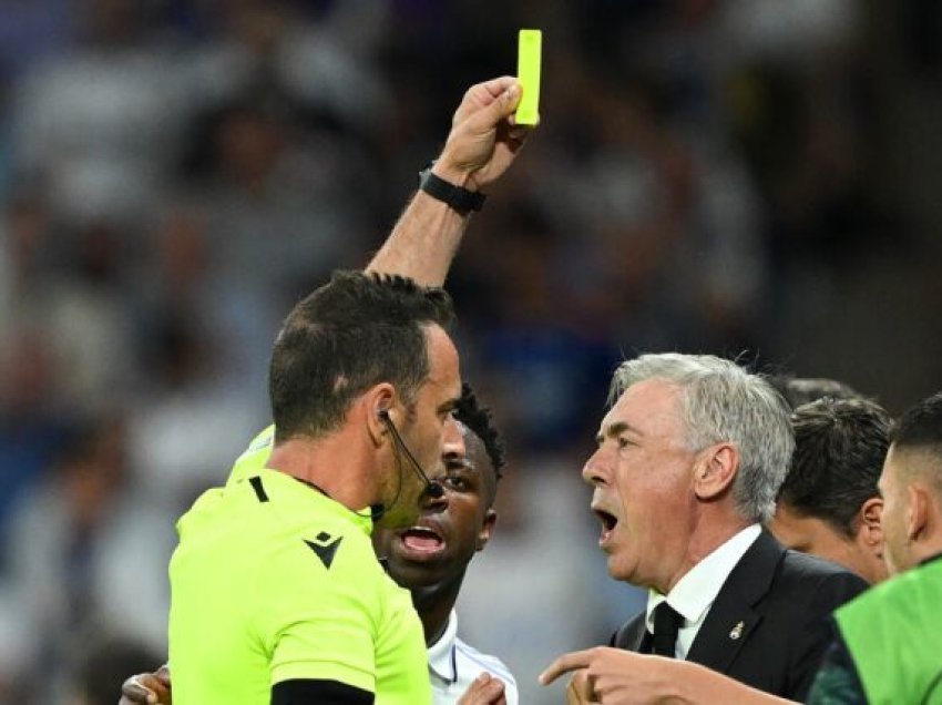 Ancelotti i pakënaqur me arbitrin