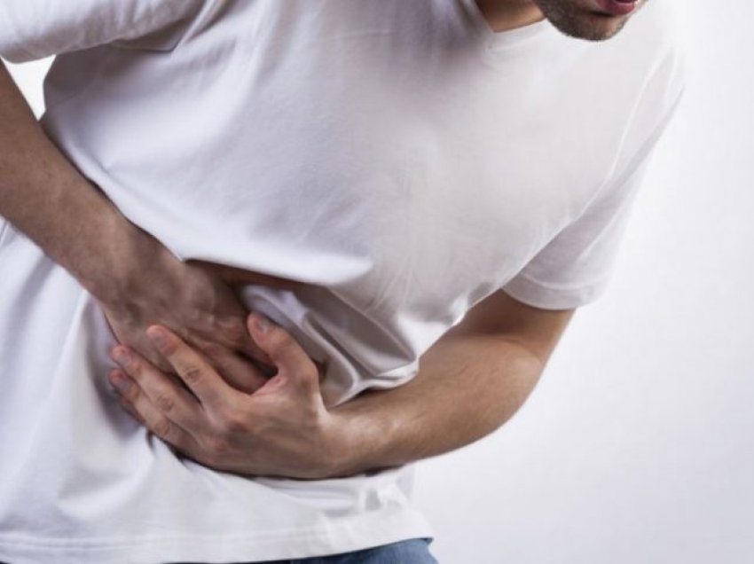 Gurët në tëmth dhe yndyrat e larta, rrezik për pankreatit akut