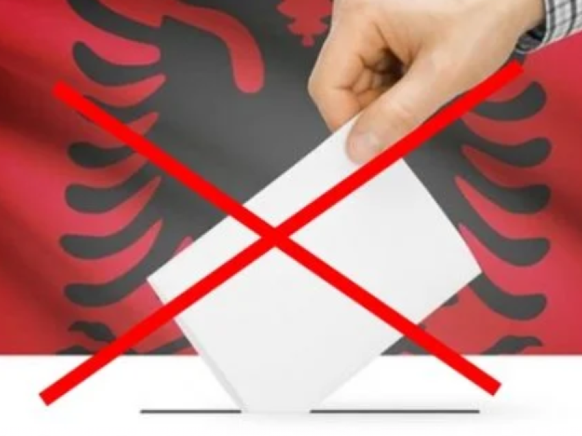 Ndodh edhe kjo/ Protestë në ditën e zgjedhjeve në Shqipëri, banorët e këtij fshati bojkotojnë votimet