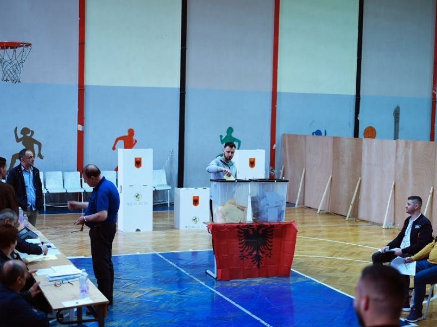 “Vetëm 13.5 % e tyre ushtruan ushtruan të drejtën e votës”, BIRN: Votuesit e rinj braktisën në masë zgjedhjet e 14 majit