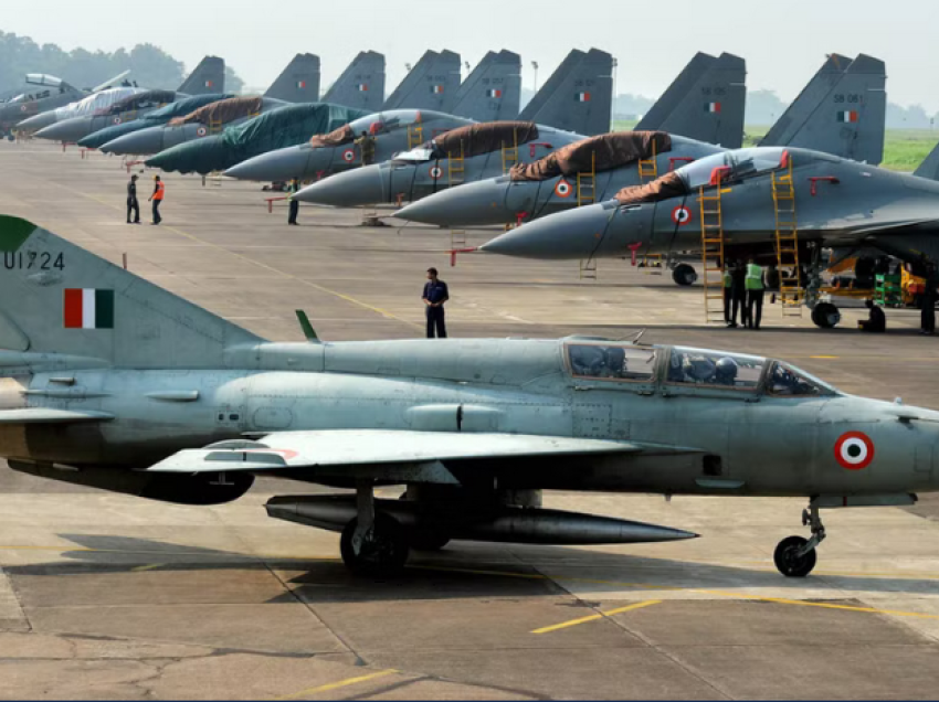 India nxjerr nga shërbimi gjuajtësit e epokës sovjetike MiG-21 pas përplasjes në Rajasthan