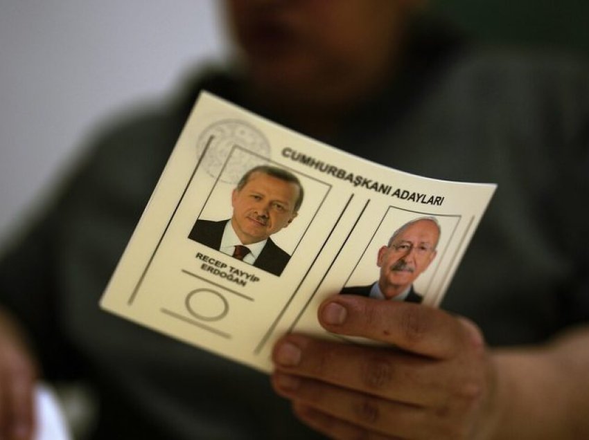 Fillon raundi i dytë i zgjedhjeve në Turqi, 60 milionë persona i drejtohen qendrave të votimit