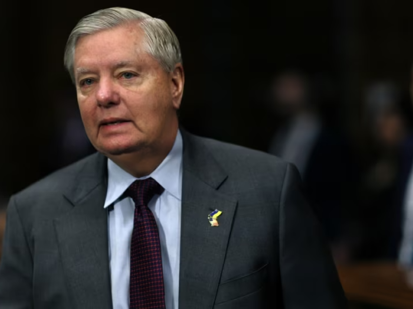 VOA/ Rusia lëshon urdhër-arresti për senatorin Graham pas komenteve për luftën në Ukrainë