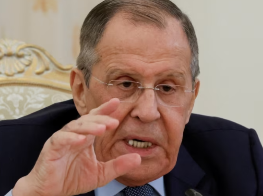 Lavrov akuzon Perëndimin për mbështetje të gjenocidit në Ukrainë