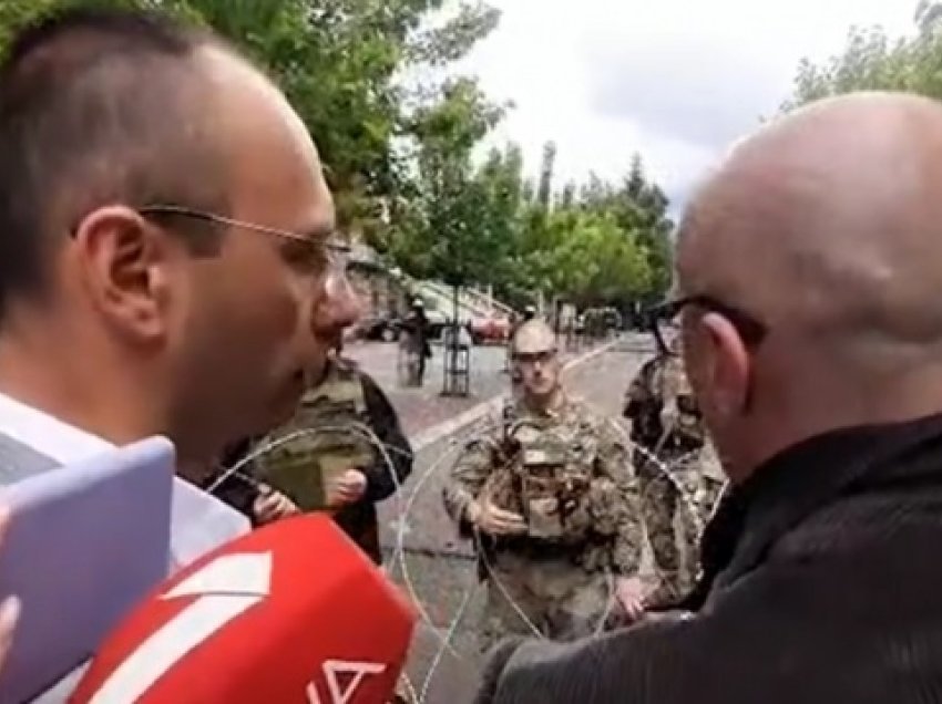 “Kam ushtarë të cilëve u janë nxjerrë plumba”, ushtari i KFOR-it ia numëron Rakiqit dhunën e serbëve