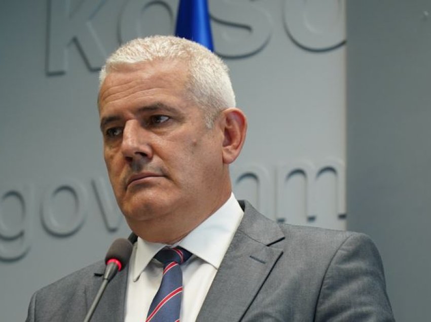 Pas thirrjeve për protestë në jug të Mitrovicës, reagon ministri Sveçla: Mos iu përgjigjni këtyre thirrjeve të dyshimta 