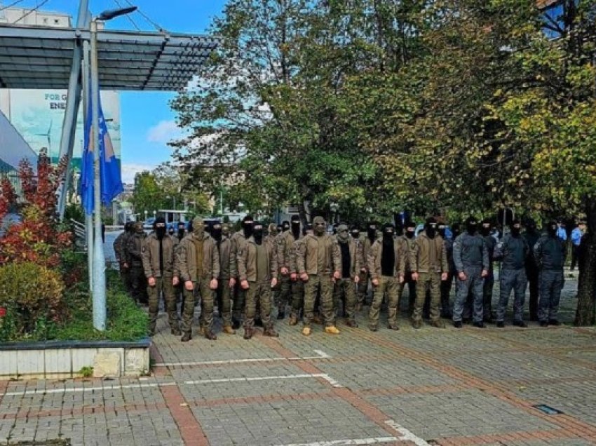 ​Protesta e NJSI-së, Krasniqi: Kjo fotografi është e vërteta e turpshme e kësaj qeverie të paaftë