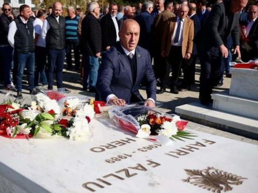 Haradinaj kujton heronjtë Afrim Zhitia e Fahri Fazliu: Jeta dhe vepra e tyre motivuan brezat për çlirimin e Kosovës