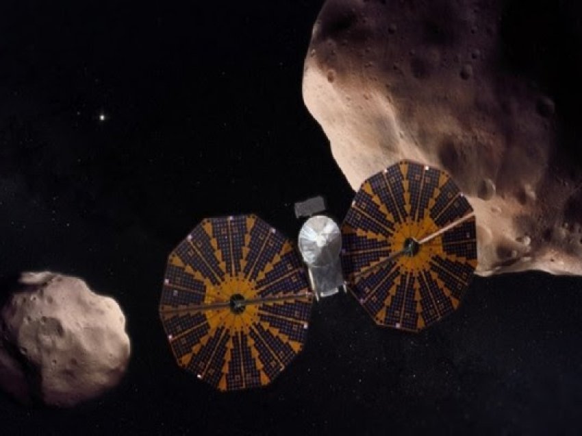 Sonda e NASA-s vizitoi asteroidin e saj të parë