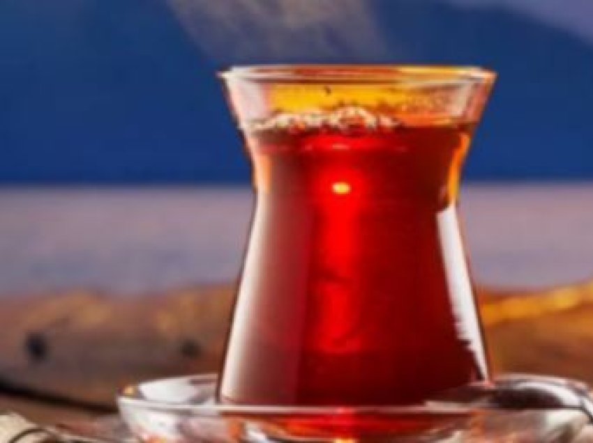 Njerëzit që pinë çaj ‘rusi’ çdo ditë kanë zemër më të shëndetshme