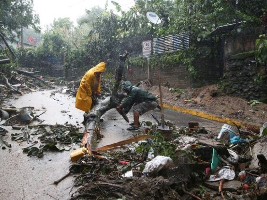 Stuhia e fortë godet Brazilin, të paktën 6 persona kanë humbur jetën