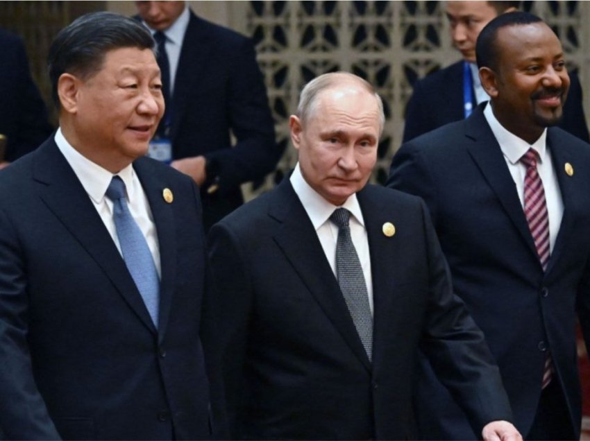 Rendi i Ri Botëror me Trumpin, Putinin dhe Xi Jinping?
