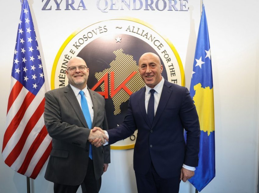 Haradinaj në takim me Hovenierin konfirmon qëndrimin e AAK-së në mbështetje të planit franko-gjerman