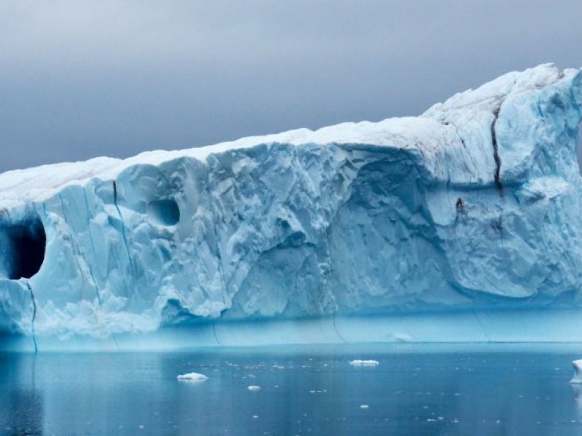 Akullnajat e Grenlandës po shkrihen pesë herë më shpejt se 20 vjet më parë