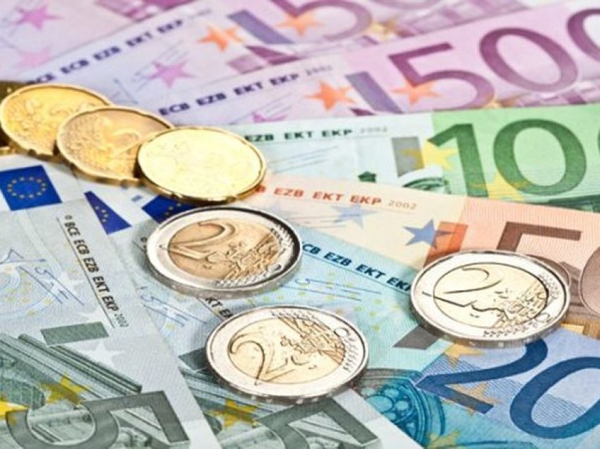 Leku i “pandalshëm”/ Mbyllet një javë zhgënjyese për Euron, ja çfarë po ndodh me monedhën europiane