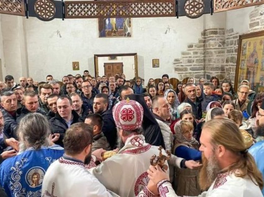 Mbrëmë u mbajt një meshë në manastirin e Banjskës, aty ku ndodhi sulmi terrorist i 24 shtatorit