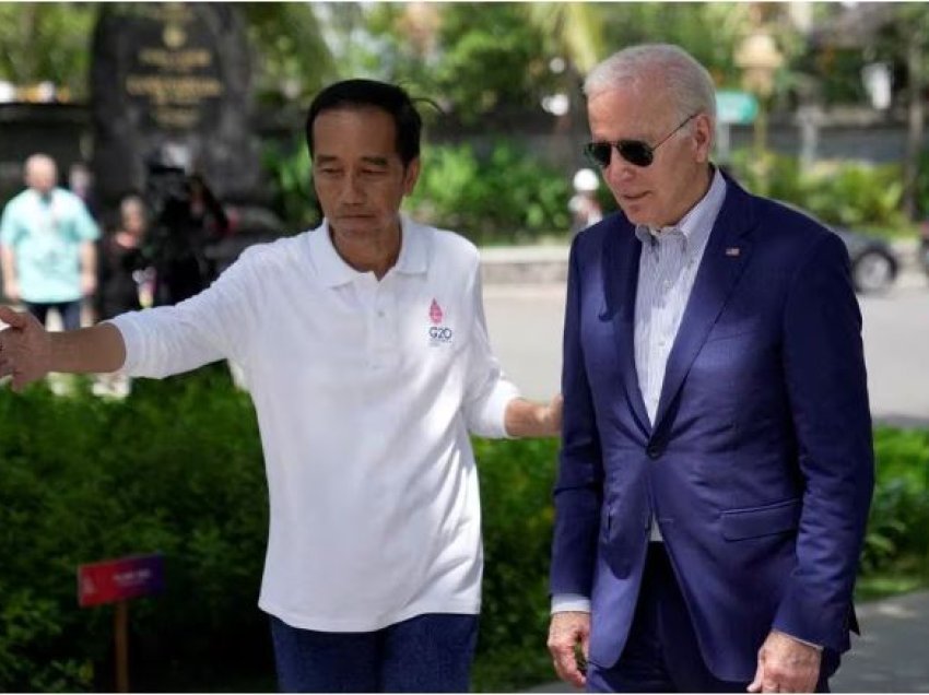 Biden takohet me presidentin e Indonezisë përpara samitit me kreun e Kinës