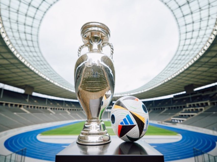 “Fussball liebe”, Adidas prezanton topin zyrtar të “Gjermani 2024”