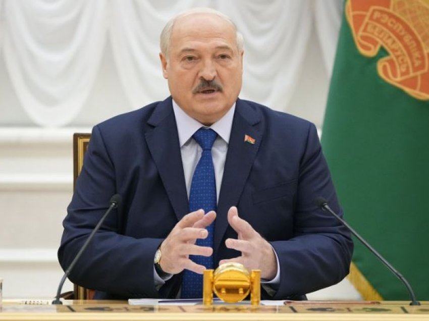 Lukashenko: Bjellorusia i mbijetoi sanksioneve perëndimore