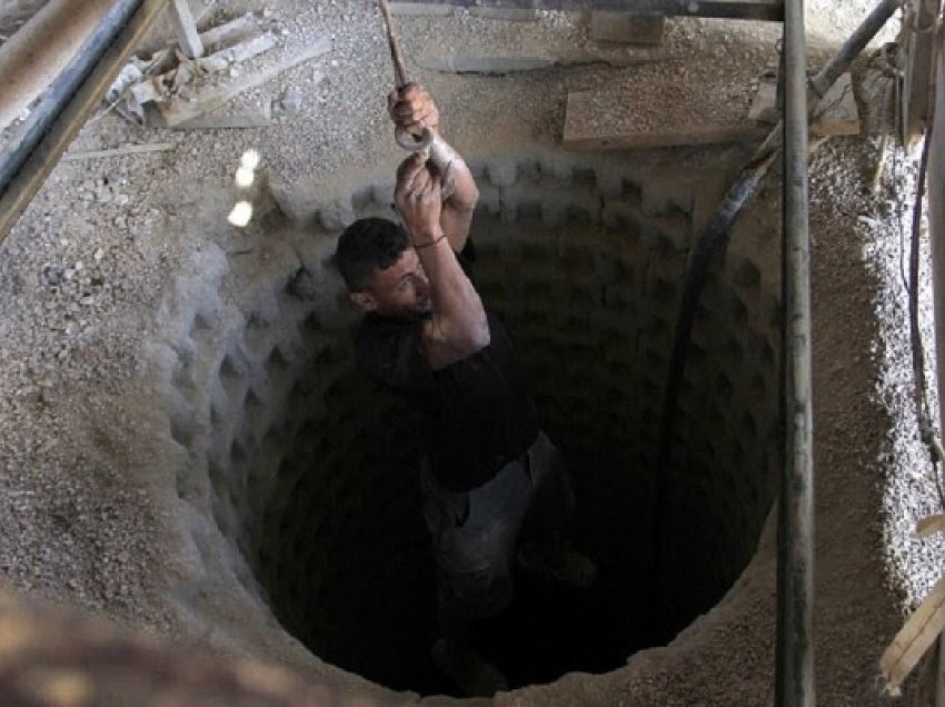 ​Trupat izraelite gjejnë tunelet e Hamasit së bashku me trupat e dy pengjeve