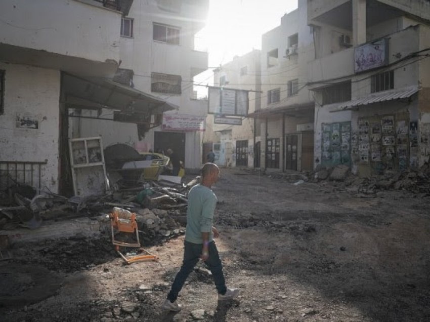 ​Ministri izraelit i mbrojtjes pretendon se kanë marrë nën kontroll qytetin perëndimor të Gazës