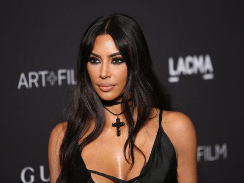 ​Kush nga familja Kardashian ka bërë më shumë ndërhyrje kirurgjike, tregon kirurgu