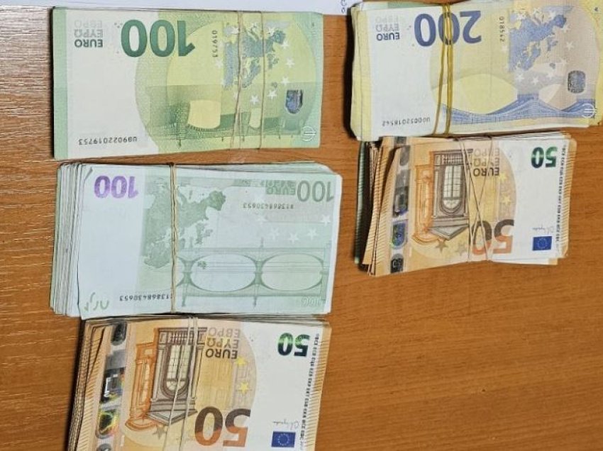 Dogana sekuestron në Vërmicë mbi 35 mijë euro të padeklaruara